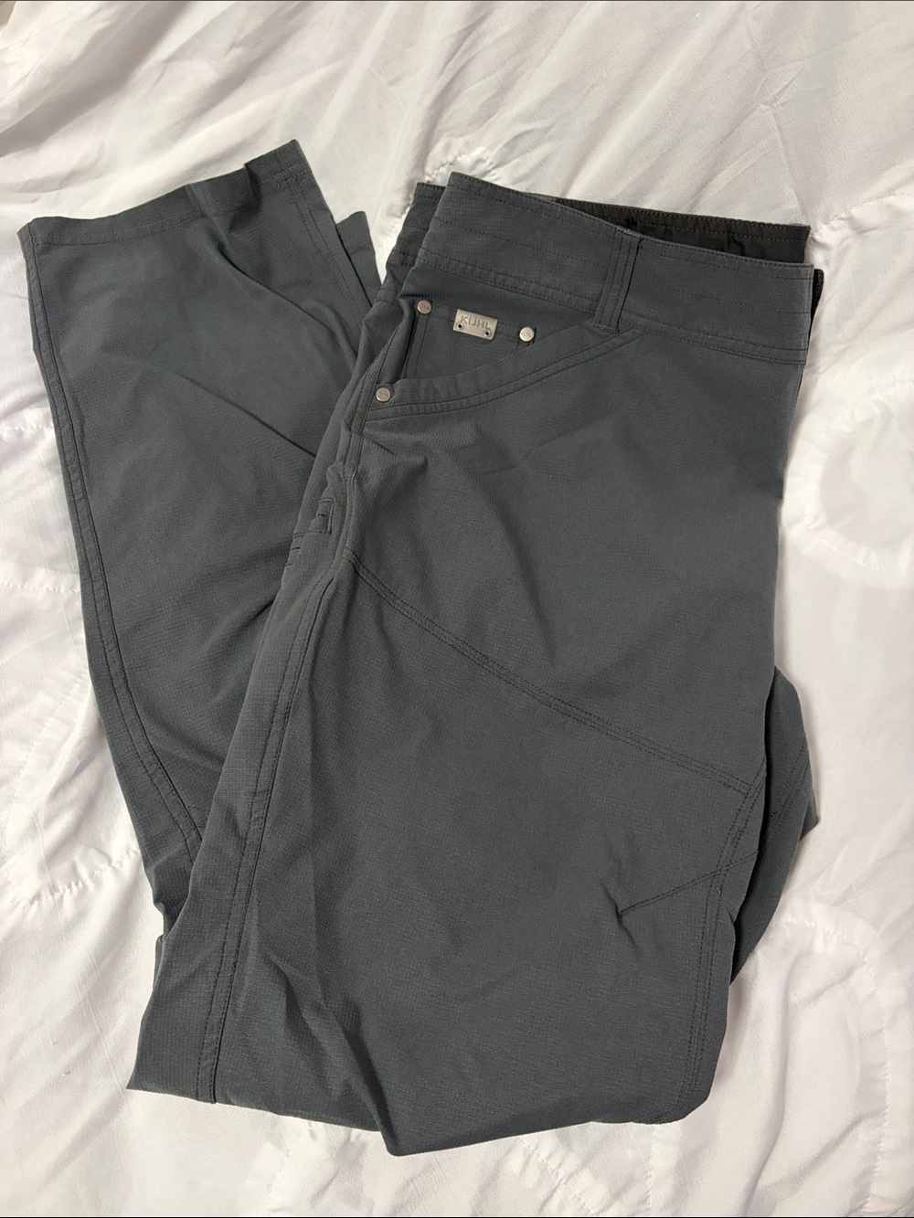 Kuhl Men's Cargo Pants in Dark Gray